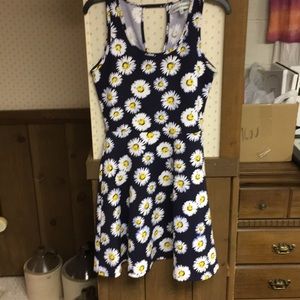 Summer dress Size M - Daisy's